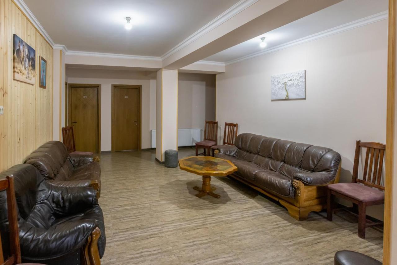 Gp Rooms Казбеги Екстериор снимка
